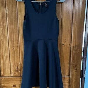 Elegant Navy Blue Sleeveless Dress